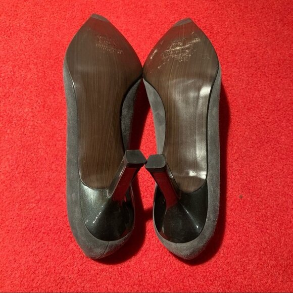 STUART WEITZMAN Sz 10 Suede & Patent Leather with  Buckle Pointy Toe Pumps - Picture 5 of 8